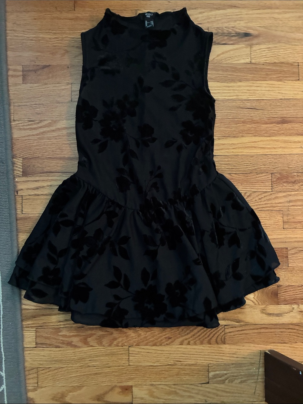 Forever 21 Black Floral Velvet Mock Neck Skater Dress for Kids